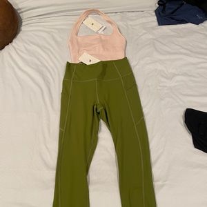 Fabletics NWT sports bra and cropped leggings set